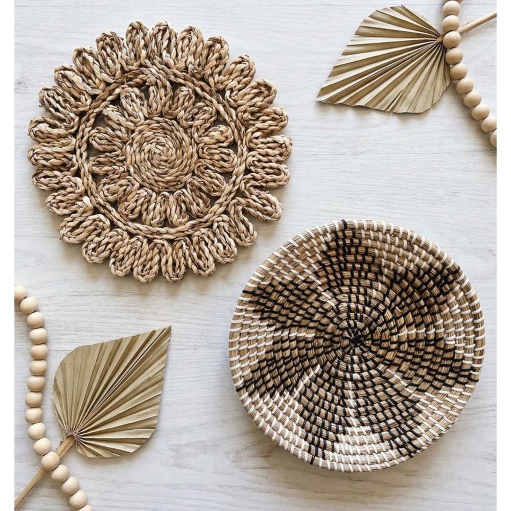 Boho Woven Wall Basket Decor Set – 2 Piece Handcrafted Straw Wall Hanging Art